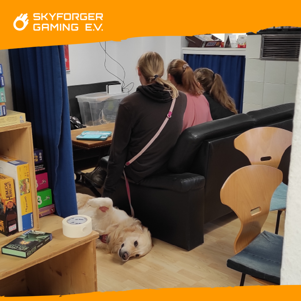 Auch ein braver, tierischer Begleiter hat uns beim Couch-Coop besucht.